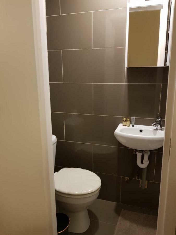 Tourian Lounge Hotel 伦敦 外观 照片